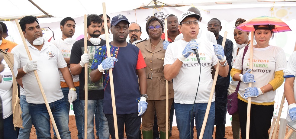 Swachhata Hi Seva 2019 Beach cleaning Social Work organized by Embassy and Mayor of Grand Bassam